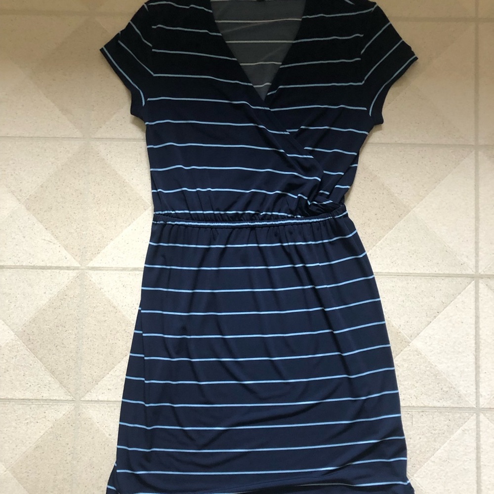 Banana Republic. Blue striped dress. Size medium.